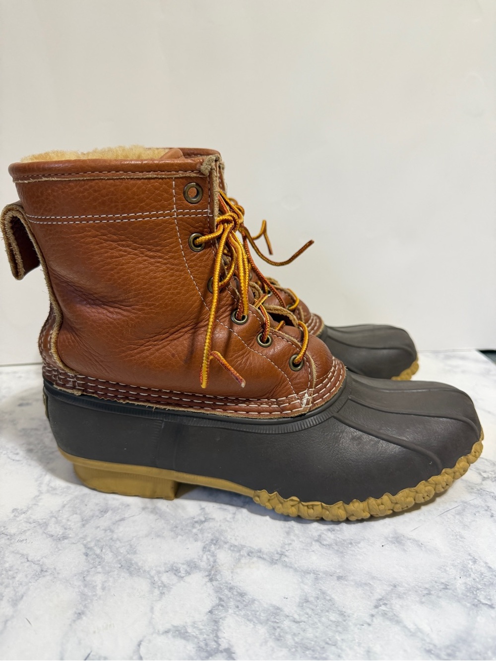 L.L. Bean Women's Bean Boots, 8" Shearling-Lined Insulated Duck brown leather 9 - Picture 6 of 11